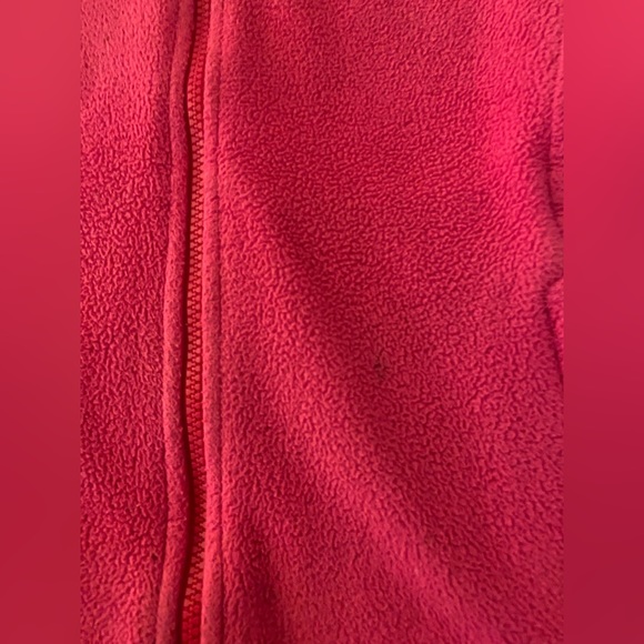 The North Face Women’s Fleece Pink & Gray sweater. - Picture 3 of 9